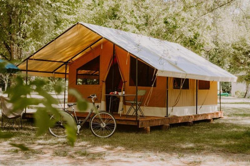 Camping Onlycamp Les Deux Rives Lannion Exterior photo