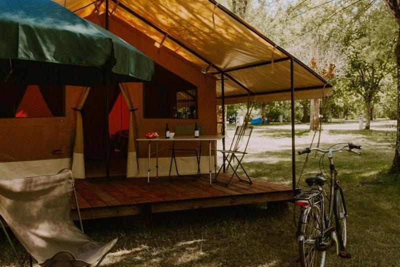 Camping Onlycamp Les Deux Rives Lannion Exterior photo