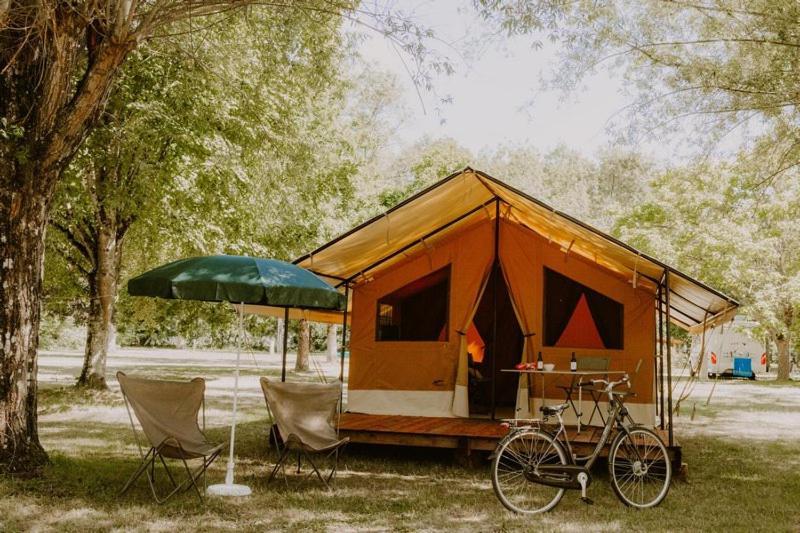 Camping Onlycamp Les Deux Rives Lannion Exterior photo